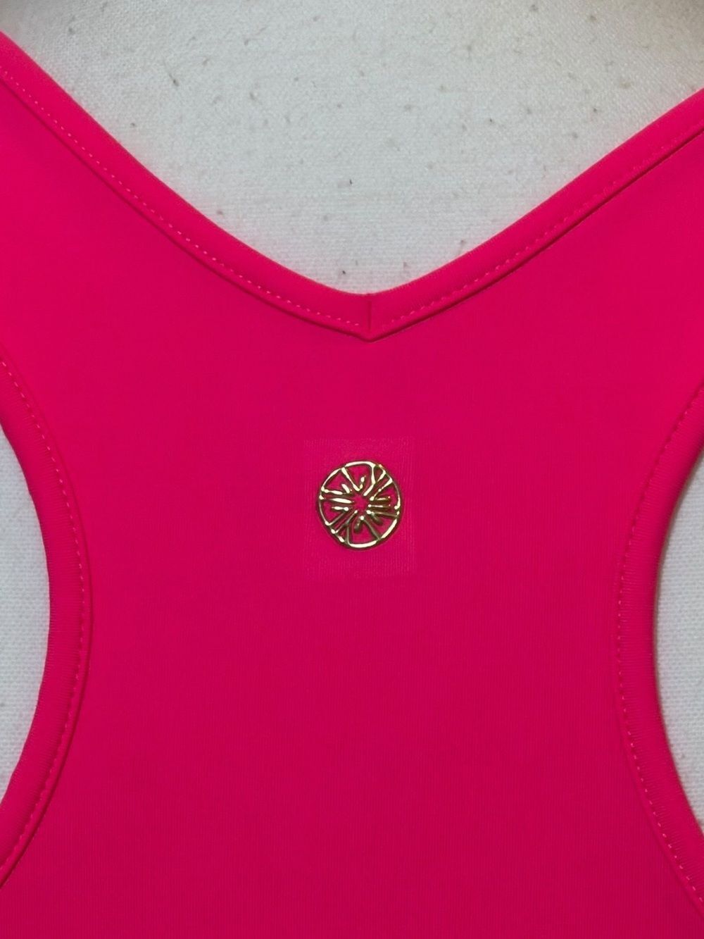 Lilly Pulitzer Luxeletic Euclid Scalloped Bra Tank Top in Pink Grenadine- Size M - Picture 8 of 12